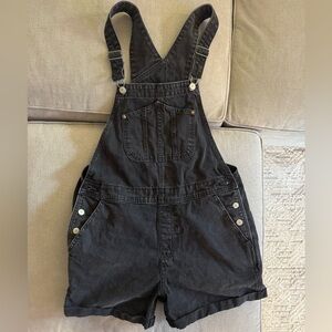 Old Navy Black Overall shorts